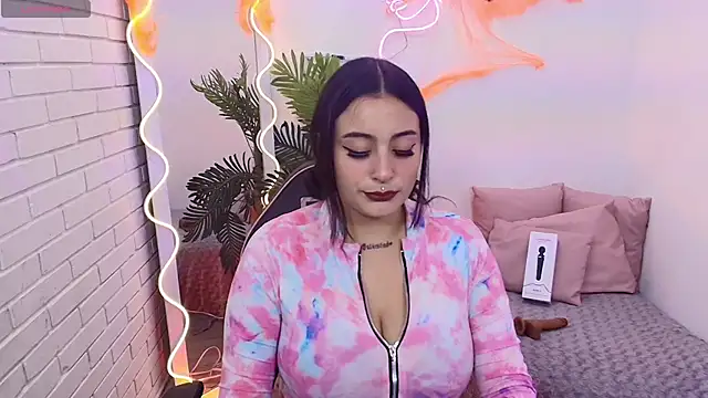 Darling tay online show from 20, 10, 2025