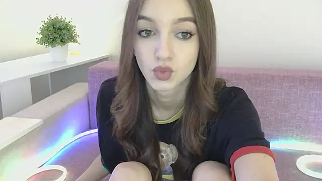 NotSoSweetDasha online show from 17, 11, 2025