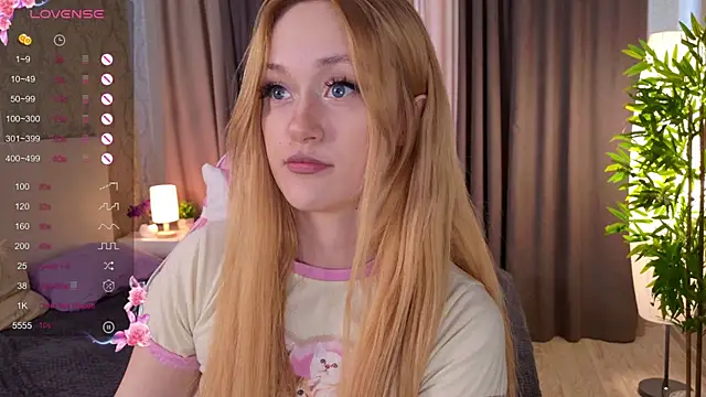 Snapshot of HeyMonkey_ chatting on 11, 9, 2025 HeyMonkey online show from 11, 9, 2025