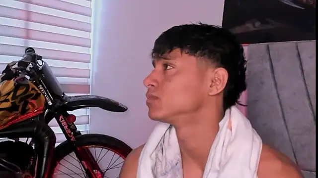 ZYZZ1312 online show from 3, 11, 2025