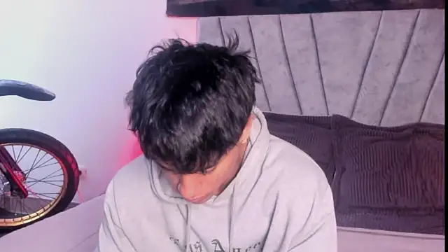 ZYZZ1312 online show from 26, 11, 2025