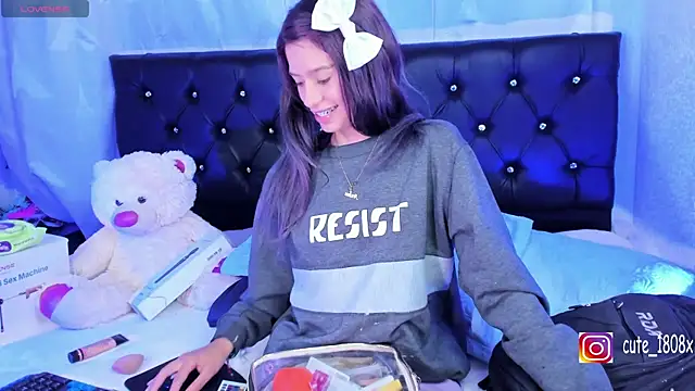 Snapshot of Sofiia_cute_ chatting on 20, 9, 2025 Sofiia cute  online show from 20, 9, 2025