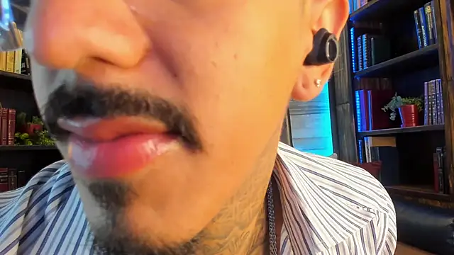 Donovan Desmond online show from 2, 10, 2025