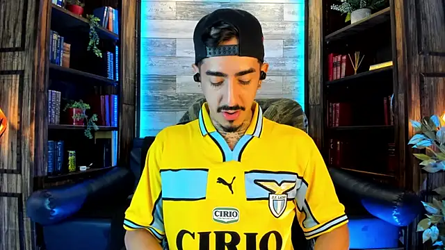 Snapshot of Donovan_Desmond chatting on 11, 1, 2026 Donovan Desmond online show from 11, 1, 2026