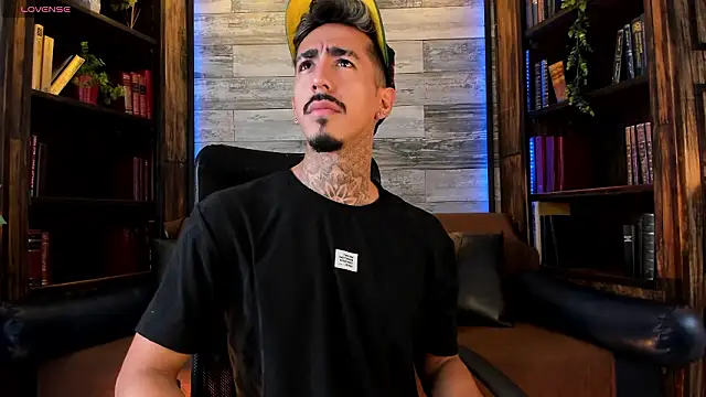 Donovan Desmond online show from 7, 3, 2026