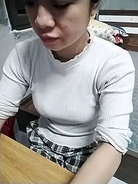 Mie rose online show from 15, 1, 2026