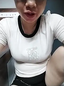 Snapshot of Mie_rose chatting on 10, 6, 2026 Mie rose online show from 10, 6, 2026