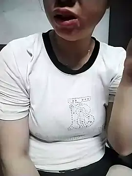 Snapshot of Mie_rose chatting on 26, 6, 2026 Mie rose online show from 26, 6, 2026