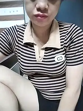 Snapshot of Mie_rose chatting on 29, 6, 2026 Mie rose online show from 29, 6, 2026