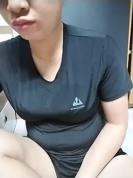 Snapshot of Mie_rose chatting on 2, 7, 2026 Mie rose online show from 2, 7, 2026
