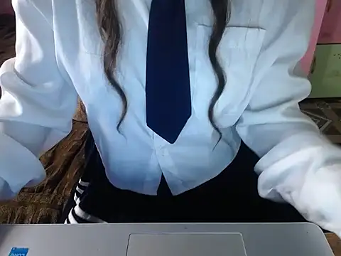 Snapshot of ahoa_Tk chatting on 5, 3, 2026 ahoa Tk online show from 5, 3, 2026