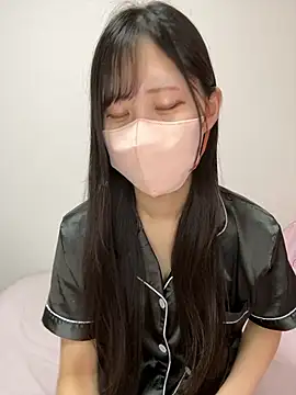 Snapshot of noa_uxu chatting on 9, 9, 2025 noa uxu online show from 9, 9, 2025