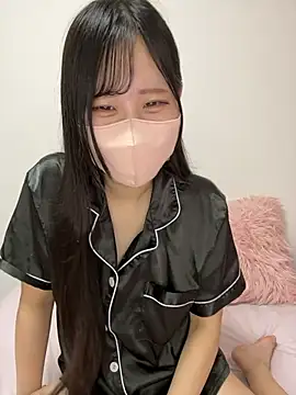 Snapshot of noa_uxu chatting on 12, 9, 2025 noa uxu online show from 12, 9, 2025