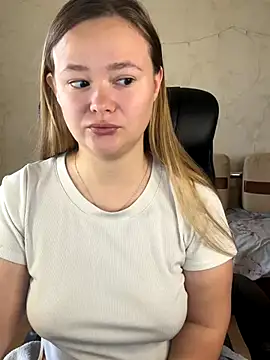 Snapshot of CaramelleSugar_ chatting on 15, 10, 2025 CaramelleSugar online show from 15, 10, 2025