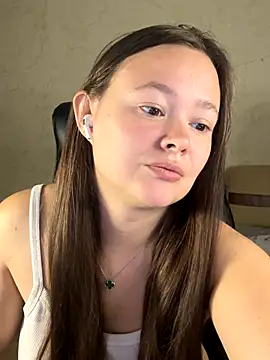 Snapshot of CaramelleSugar_ chatting on 24, 10, 2025 CaramelleSugar online show from 24, 10, 2025