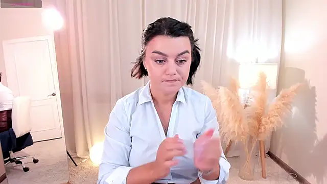 moodberry online show from 10, 10, 2025