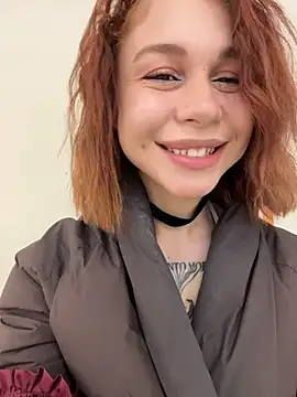 Snapshot of RosieSecret chatting on 4, 3, 2026 RosieSecret online show from 4, 3, 2026