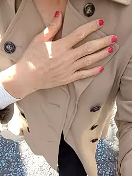 pink-mai online show from 27, 3, 2026