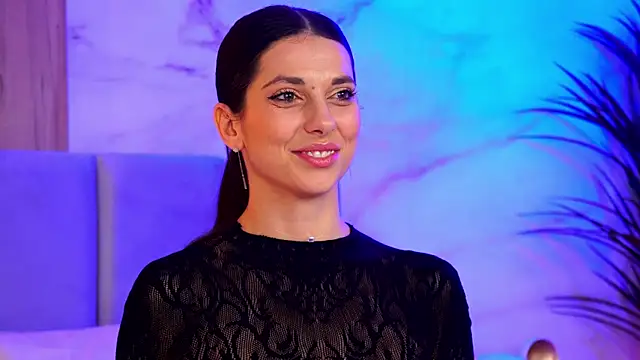 EllyLynn online show from 29, 11, 2025