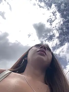 Sara-cooper2 online show from 2, 10, 2025