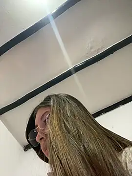 Sara-cooper2 online show from 27, 6, 2026