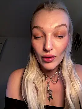 Snapshot of lovecassyrose chatting on 15, 1, 2026 lovecassyrose online show from 15, 1, 2026