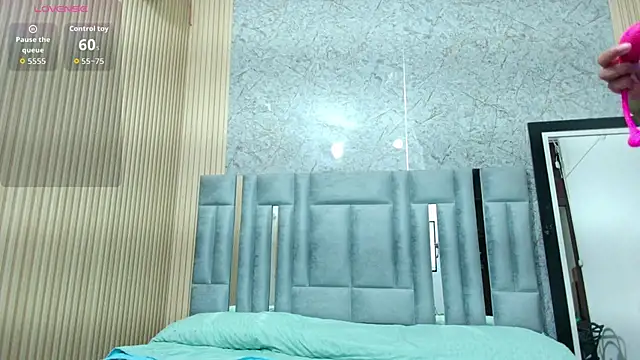 Snapshot of shyblacksweetiee chatting on 15, 2, 2026 shyblacksweetiee online show from 15, 2, 2026