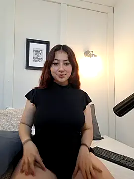 Snapshot of Nicolle_Evanss_ chatting on 31, 3, 2026 Nicolle Evanss online show from 31, 3, 2026