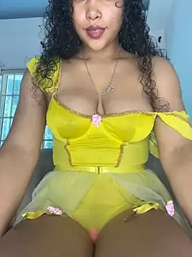 Snapshot of SophieD chatting on 25, 4, 2026 SophieD online show from 25, 4, 2026