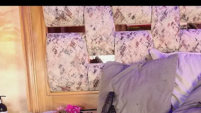 julyana mendez online show from 6, 10, 2025