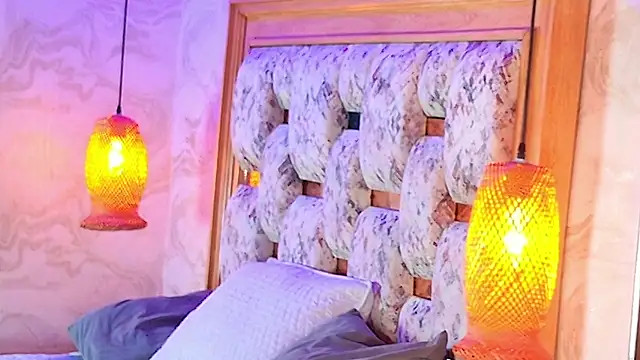 julyana mendez online show from 21, 10, 2025