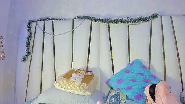 bonnie sm online show from 16, 12, 2025