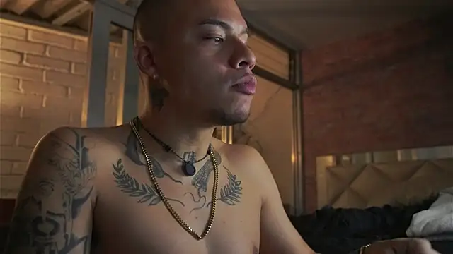 AlphaMasterXxx online show from 10, 5, 2026