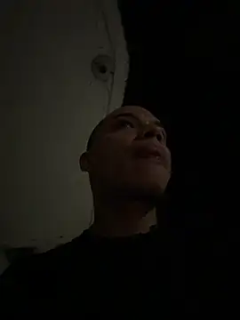 AlphaMasterXxx online show from 13, 5, 2026