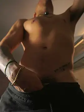 AlphaMasterXxx online show from 4, 6, 2026