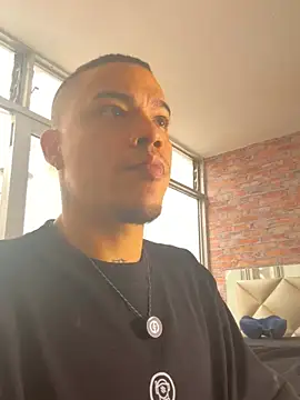 AlphaMasterXxx online show from 18, 6, 2026