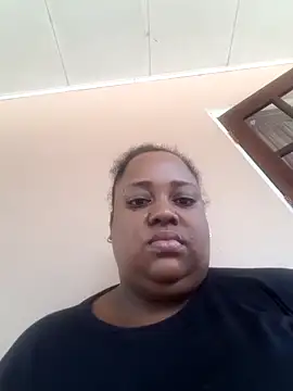 Snapshot of Karamelsaus chatting on 13, 10, 2025 Karamelsaus online show from 13, 10, 2025
