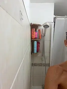 Snapshot of MilaRenee chatting on 1, 10, 2025 MilaRenee online show from 1, 10, 2025