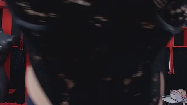 MaviceMur online show from 17, 10, 2025