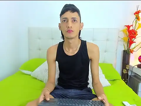 Snapshot of EithamDawson chatting on 12, 9, 2025 EithamDawson online show from 12, 9, 2025