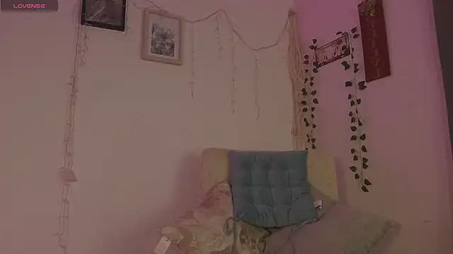 Snapshot of swt_helen chatting on 10, 5, 2026 swt helen online show from 10, 5, 2026