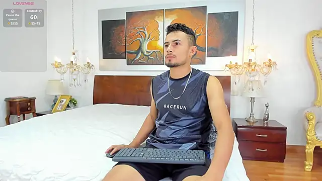 Valentiinoss online show from 14, 2, 2026