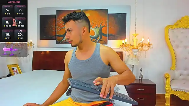 Valentiinoss online show from 5, 3, 2026