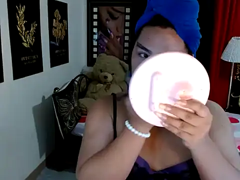 Snapshot of TSbrianaHugeCock chatting on 11, 5, 2026 TSbrianaHugeCock online show from 11, 5, 2026