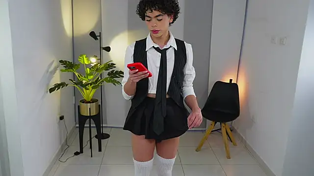 Snapshot of Timmyshy_ chatting on 11, 10, 2025 Timmyshy  online show from 11, 10, 2025