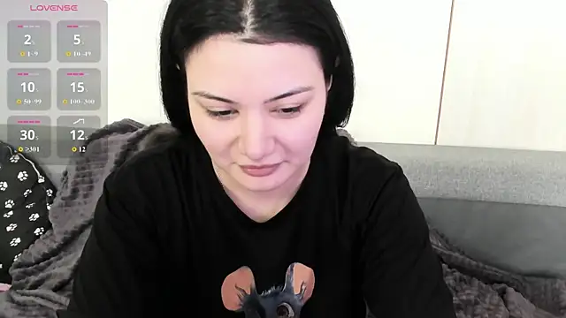 Dark Moni online show from 27, 6, 2026