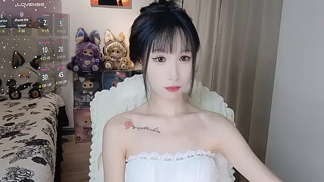 Snapshot of M-OTT_ chatting on 10, 7, 2026 M-OTT online show from 10, 7, 2026