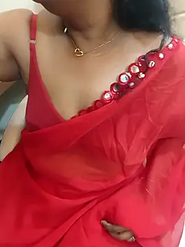 Snapshot of Aunty_Boy_143 chatting on 17, 4, 2026 Aunty Boy 143 online show from 17, 4, 2026