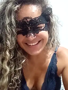 Snapshot of RaphinhaSanches chatting on 4, 10, 2025 RaphinhaSanches online show from 4, 10, 2025