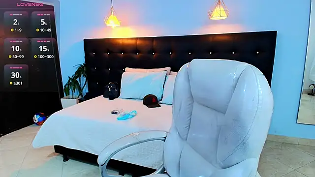 Snapshot of Abraham_horny18 chatting on 13, 9, 2025 Abraham horny18 online show from 13, 9, 2025